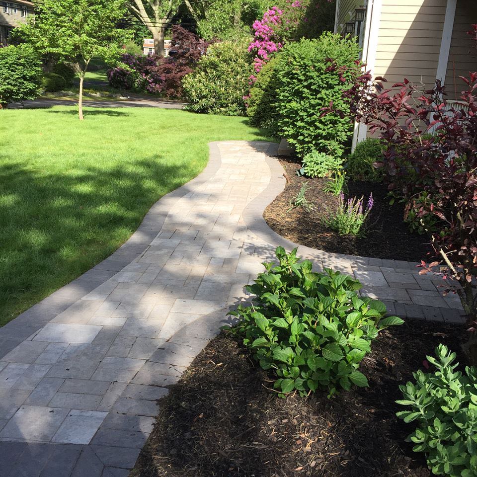 North Lake project; paver walkway with border